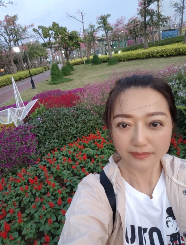 m云朵的第一张照片--新疆交友中心