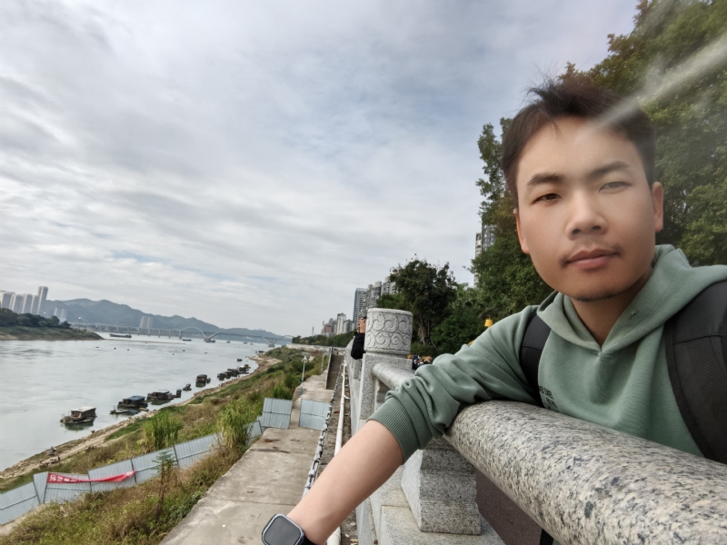 向往爱情的第三张照片--新疆交友中心