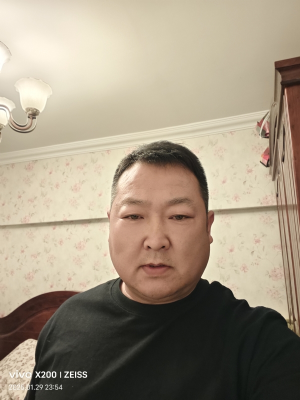 峰哥的第一张照片--新疆交友中心