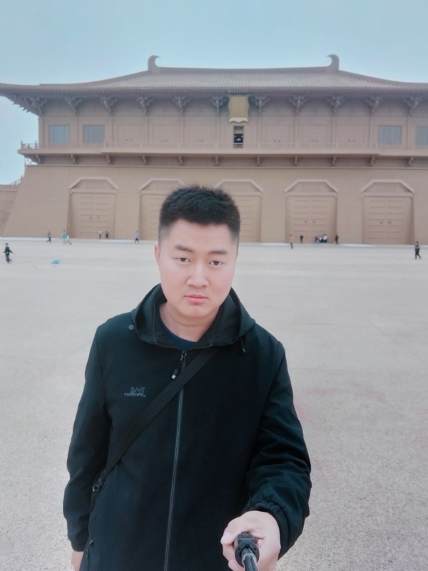 放肆的青春的第一张照片--新疆交友中心