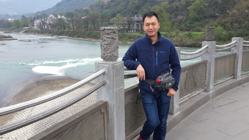 上下求索的第一张照片--新疆交友中心