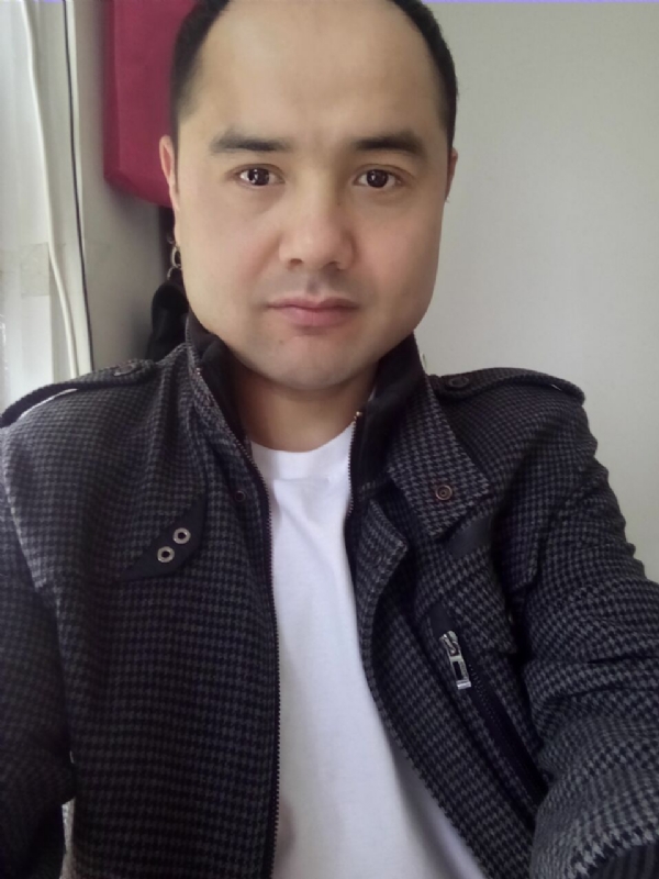 维族男人33的第一张照片--新疆987交友网